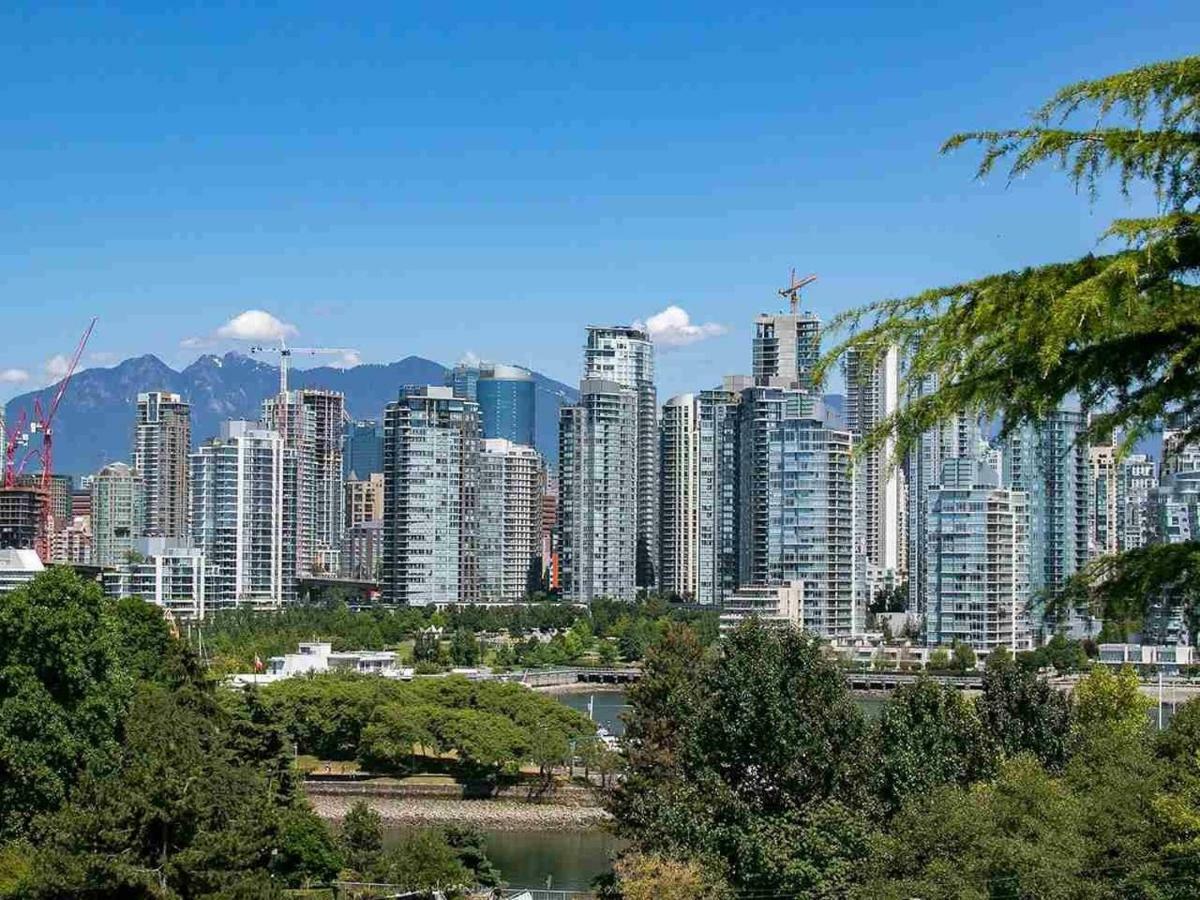 Billion Dollar Views In A Beautiful Fairview Slopes Heritage House Διαμέρισμα Βανκούβερ Εξωτερικό φωτογραφία